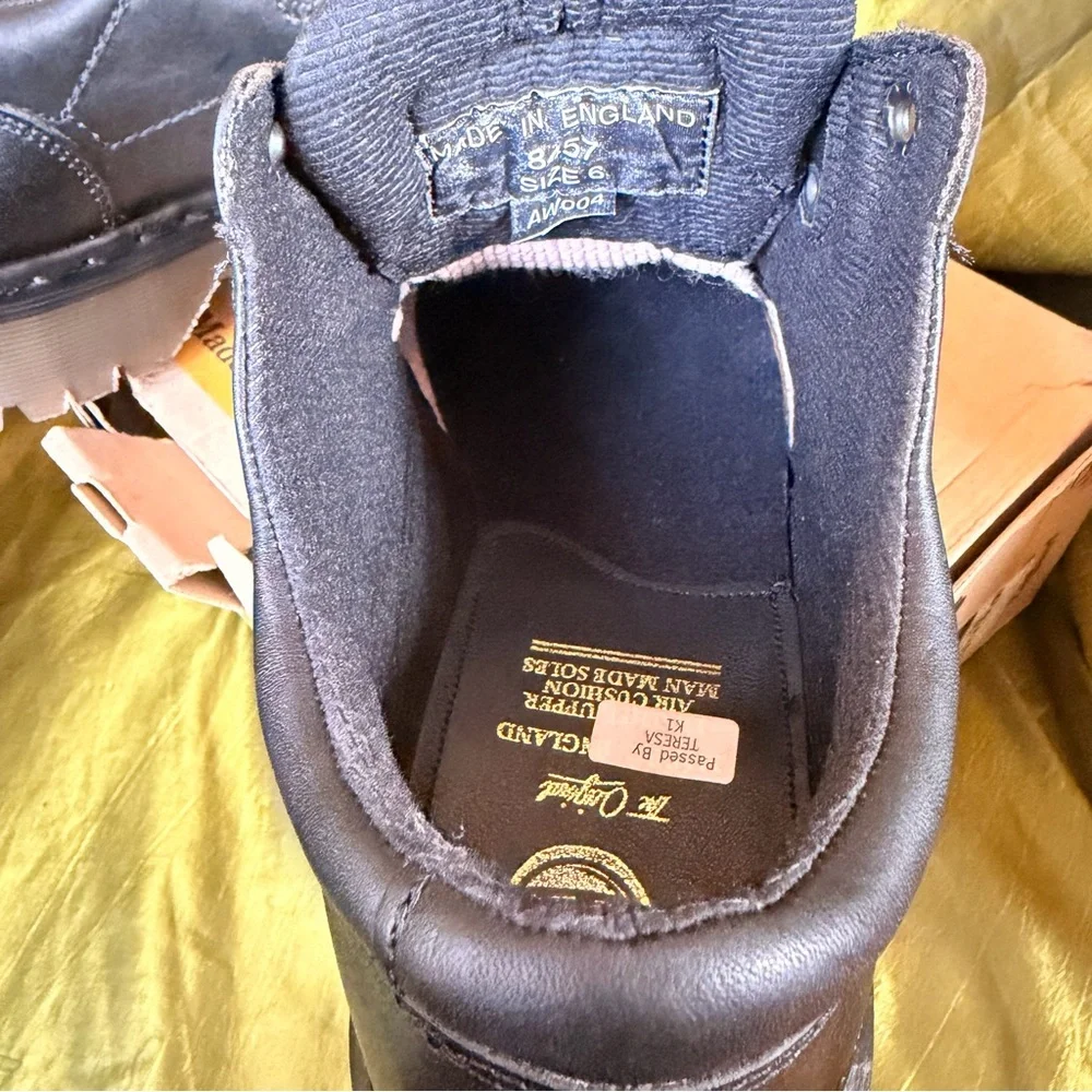 Vintage Dr. Martens Black Leather Lace Up Platform Pulley Shoes Made in England - Picture 9 of 12